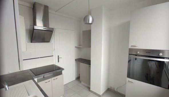 Logement �tudiant T3 &agrave; Le Mans (72100)