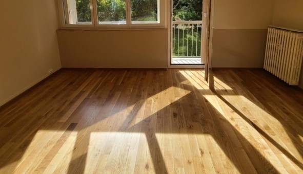 Logement tudiant T3 à Le Pecq (78230)