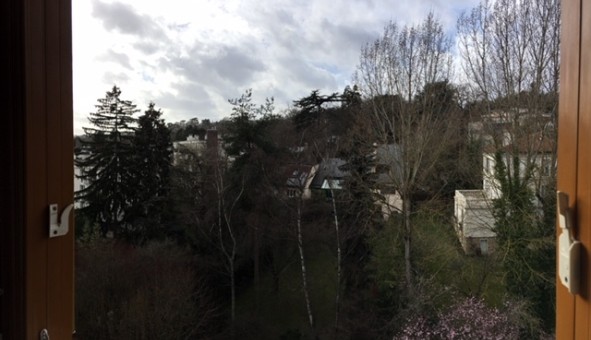 Logement tudiant T3 à Le Plessis Robinson (92350)