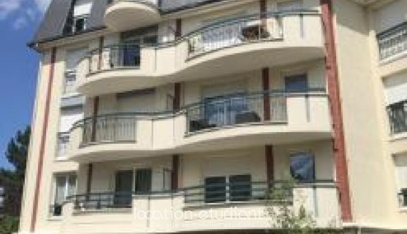 Logement tudiant T3 à Le Plessis Trvise (94420)