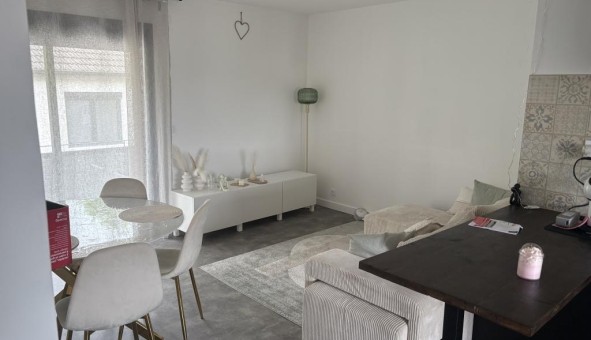 Logement tudiant T3 à Le Plessis Trvise (94420)