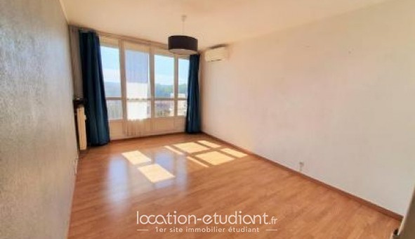 Logement étudiant T3 à Le Pontet (84130)