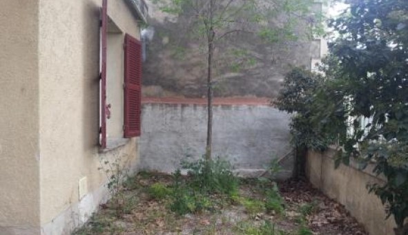 Logement tudiant T3 à Le Pontet (84130)