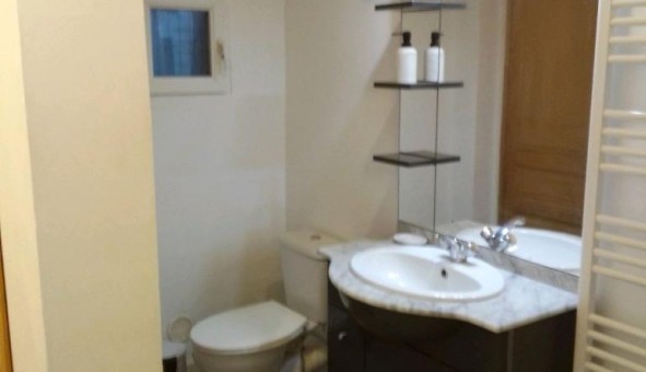 Logement tudiant T3 à Le Thor (84250)