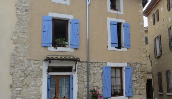 Logement tudiant Location T3 Vide Le Thor (84250)