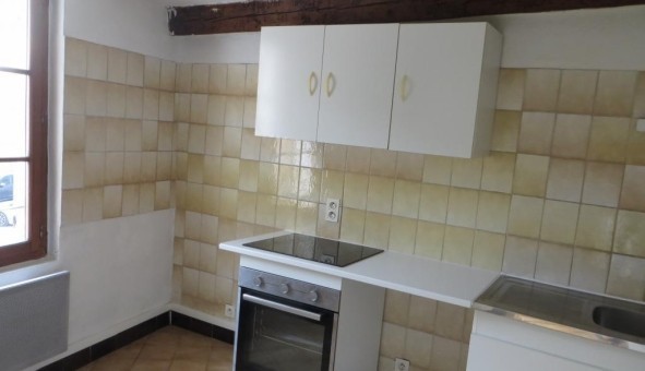 Logement tudiant T3 à Le Thor (84250)