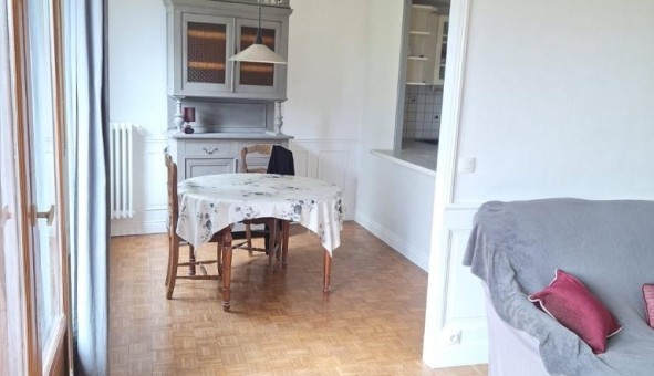 Logement tudiant T3 à Le Vsinet (78110)