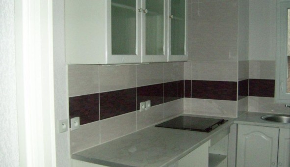 Logement tudiant T3 à Les Adrets de l'Estrel (83600)