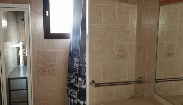 Logement �tudiant T3 &agrave; Les Adrets (38190)