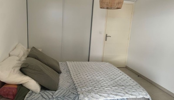 Logement tudiant T3 à Les Angles (30133)