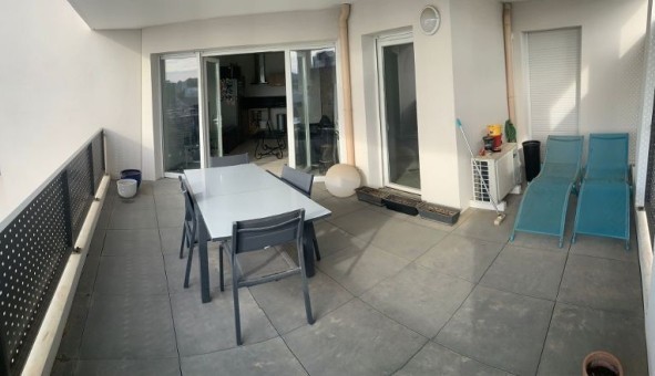 Logement tudiant T3 à Les Angles (30133)
