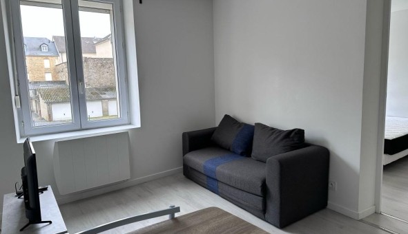 Logement tudiant T3 à Les Ayvelles (08000)