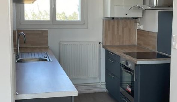 Logement tudiant T3 à Les Ayvelles (08000)