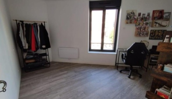 Logement �tudiant T3 &agrave; Les Ayvelles (08000)