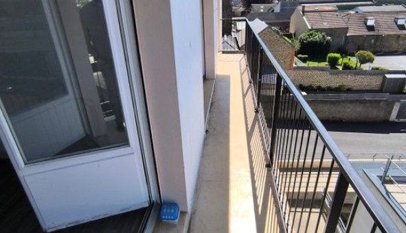 Logement �tudiant T3 &agrave; Les Ayvelles (08000)