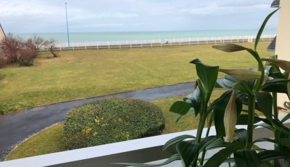 Logement tudiant T3 à Lion sur Mer (14780)