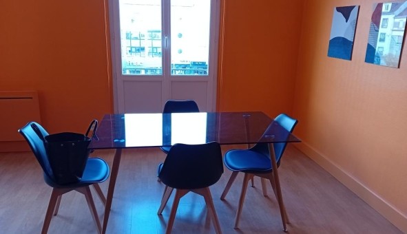 Logement tudiant T3 à Lorient (56100)