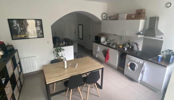 Logement tudiant Location T3 Vide Lyon 3me arrondissement (69003)