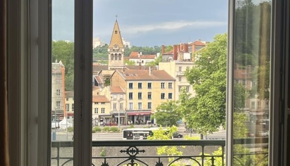 Logement tudiant T3 à Lyon 4me arrondissement (69004)