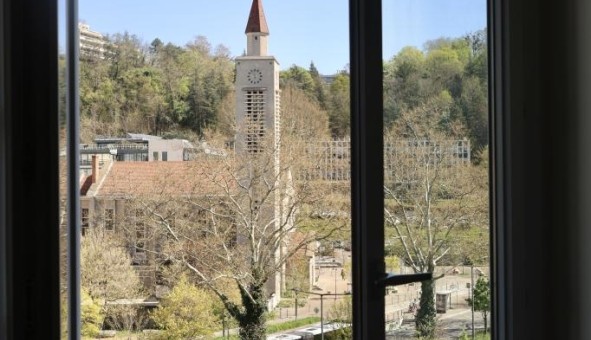 Logement tudiant T3 à Lyon 4me arrondissement (69004)