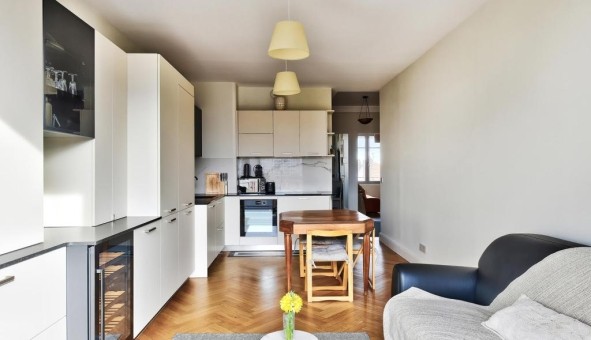Logement étudiant Location T3 Vide Lyon 6ème arrondissement (69006)