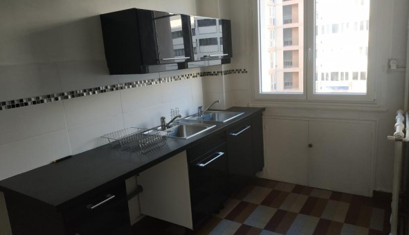 Logement �tudiant T3 &agrave; Lyon 6�me arrondissement (69006)
