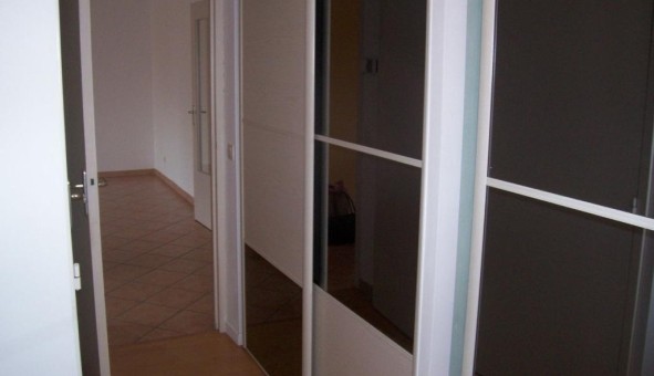 Logement tudiant T3 à Lyon 7me arrondissement (69007)