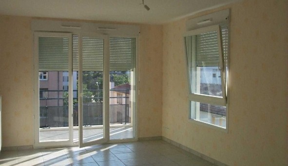 Logement tudiant T3 à Lyon 8me arrondissement (69008)