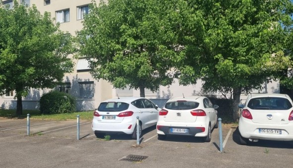 Logement tudiant T3 à Lyon 8me arrondissement (69008)