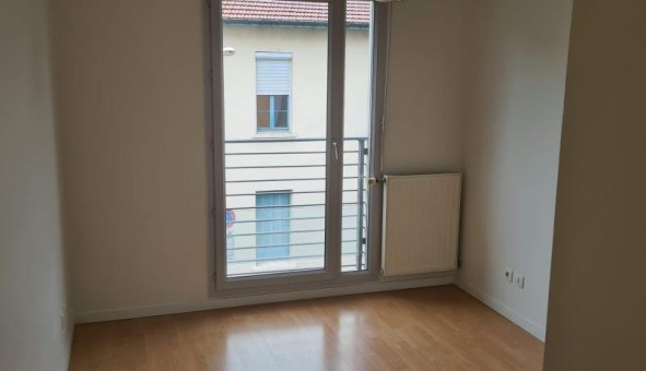 Logement tudiant T3 à Lyon 8me arrondissement (69008)