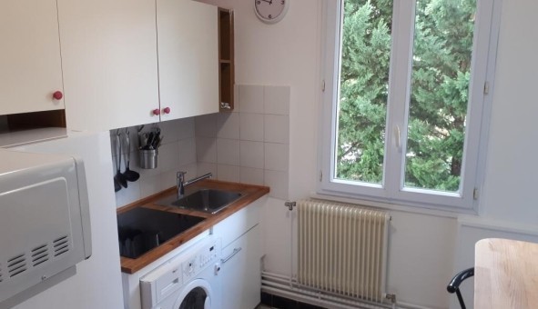 Logement tudiant T3 à Lyon 8me arrondissement (69008)