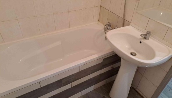 Logement tudiant T3 à Marseille 03me arrondissement (13003)