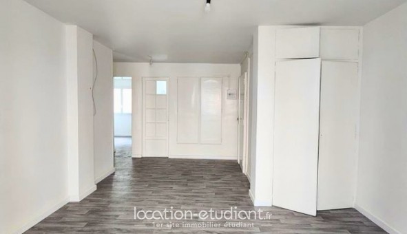 Logement tudiant Location T3 Vide Marseille 03me arrondissement (13003)