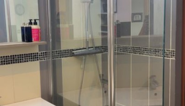 Logement �tudiant T3 &agrave; Marseille 03�me arrondissement (13003)