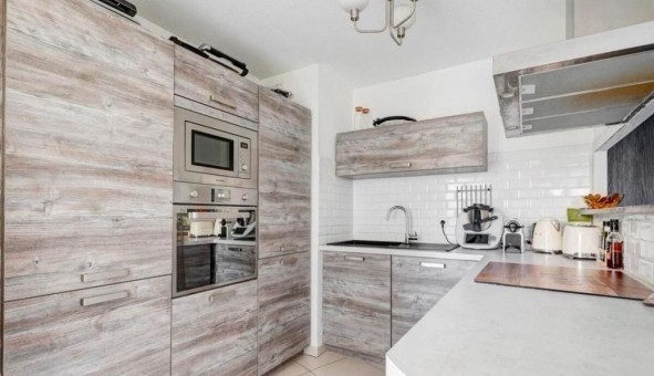 Logement tudiant T3 à Marseille 04me arrondissement (13004)