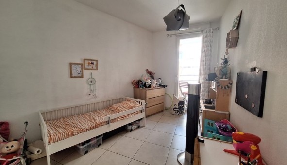 Logement �tudiant T3 &agrave; Marseille 04�me arrondissement (13004)