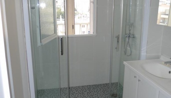 Logement tudiant T3 à Marseille 05me arrondissement (13005)