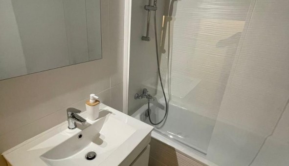 Logement tudiant T3 à Marseille 08me arrondissement (13008)