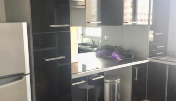 Logement �tudiant T3 &agrave; Marseille 08�me arrondissement (13008)