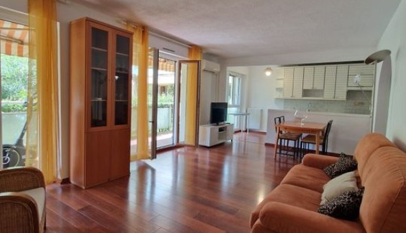 Logement �tudiant T3 &agrave; Marseille 08�me arrondissement (13008)