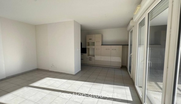 Logement tudiant T3 à Marseille 10me arrondissement (13010)