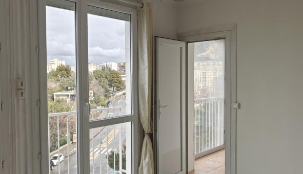 Logement �tudiant T3 &agrave; Marseille 10�me arrondissement (13010)