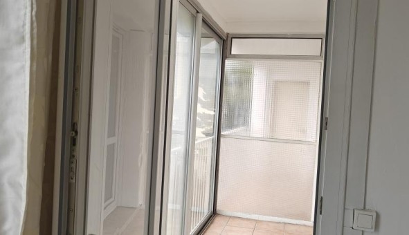 Logement �tudiant T3 &agrave; Marseille 10�me arrondissement (13010)