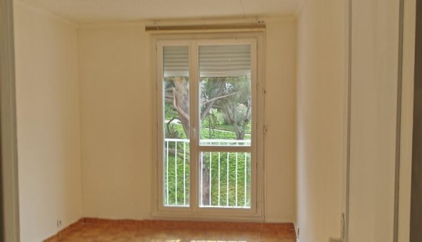 Logement �tudiant T3 &agrave; Marseille 10�me arrondissement (13010)