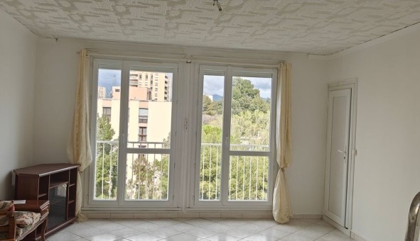 Logement �tudiant T3 &agrave; Marseille 10�me arrondissement (13010)