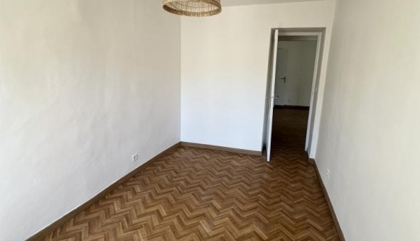 Logement tudiant T3 à Marseille 11me arrondissement (13011)