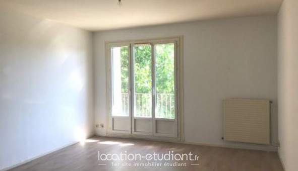 Logement tudiant Location T3 Vide Marseilles ls Aubigny (18320)
