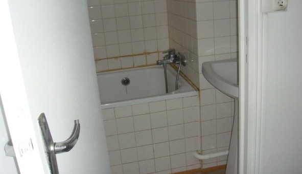Logement tudiant T3 à Mry sur Cher (18100)