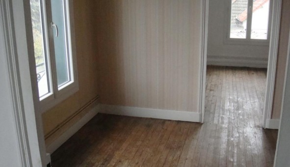 Logement tudiant T3 à Mry sur Cher (18100)