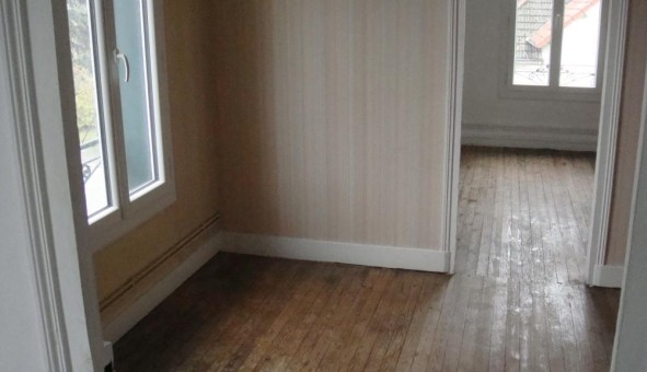 Logement tudiant T3 à Mry sur Cher (18100)